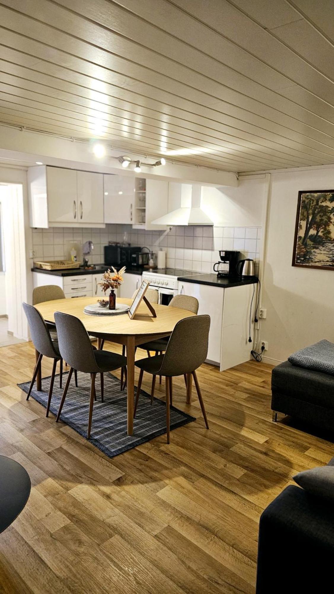 Central And Large Cosey Apartment Stavanger Exterior photo